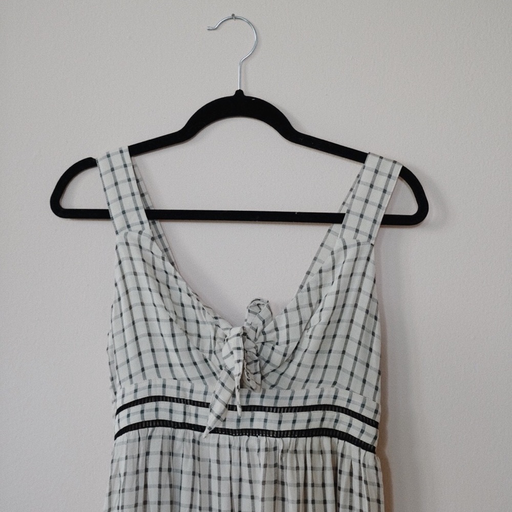 Allison NY tie front maxi dress - Picture 7 of 11